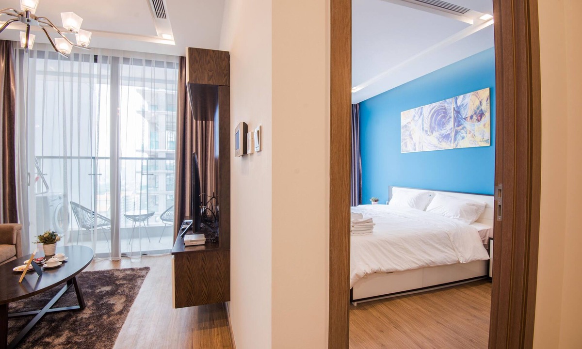 Ngoc Khanh House | VINHOMES METROPOLIS/1 BEDROOM SERVICED APARTMENT