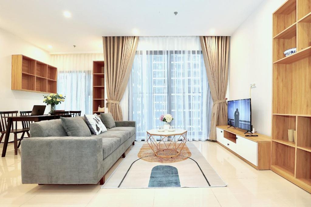Tu Liem Apartment | Vinhomes Smart City + 2 Room + Acesss Jap Garden