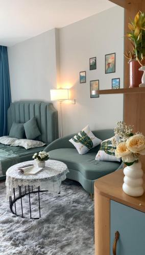 Tu Liem Bed & Breakfast | VinhomesSmartcity- Cat Homestay