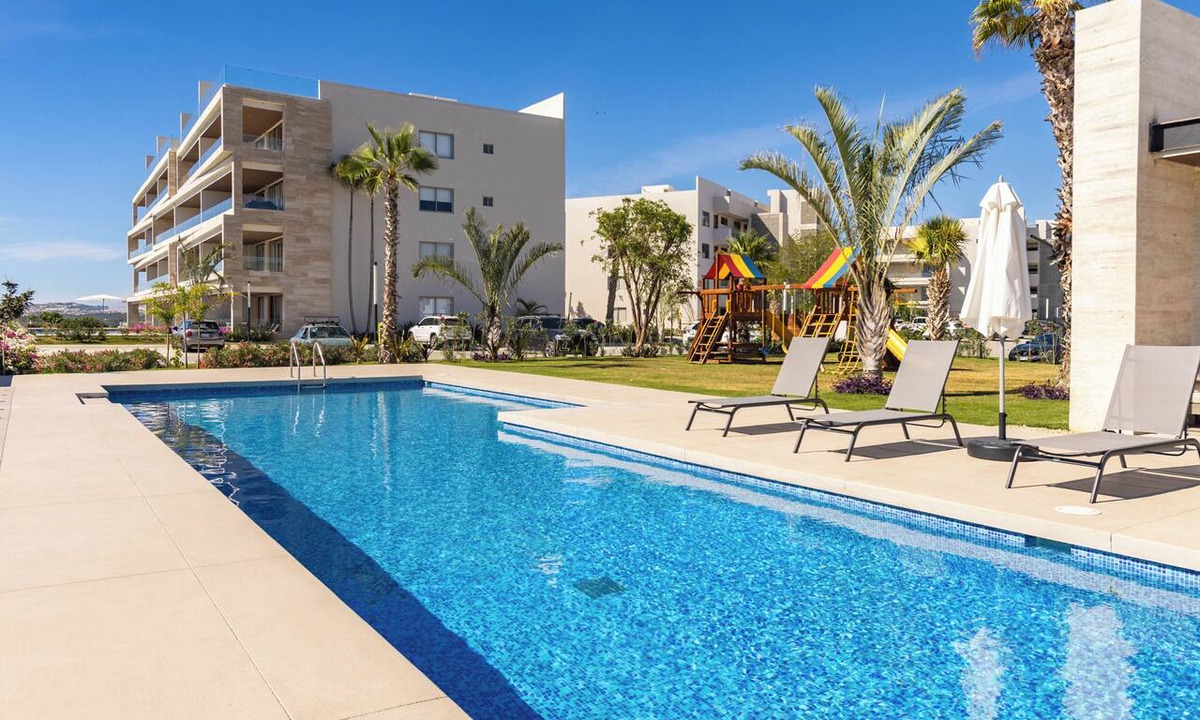 Juarez Condo | Vista Del Arco at Vista Vela Sunset is a modern 3-bedroom condo with ocean and sunset views, an open layout, and top resort amenities. Enjoy pickleball courts, a fully equipped gym, and a pool just steps from the patio—ideal for a relaxing Cabo stay.