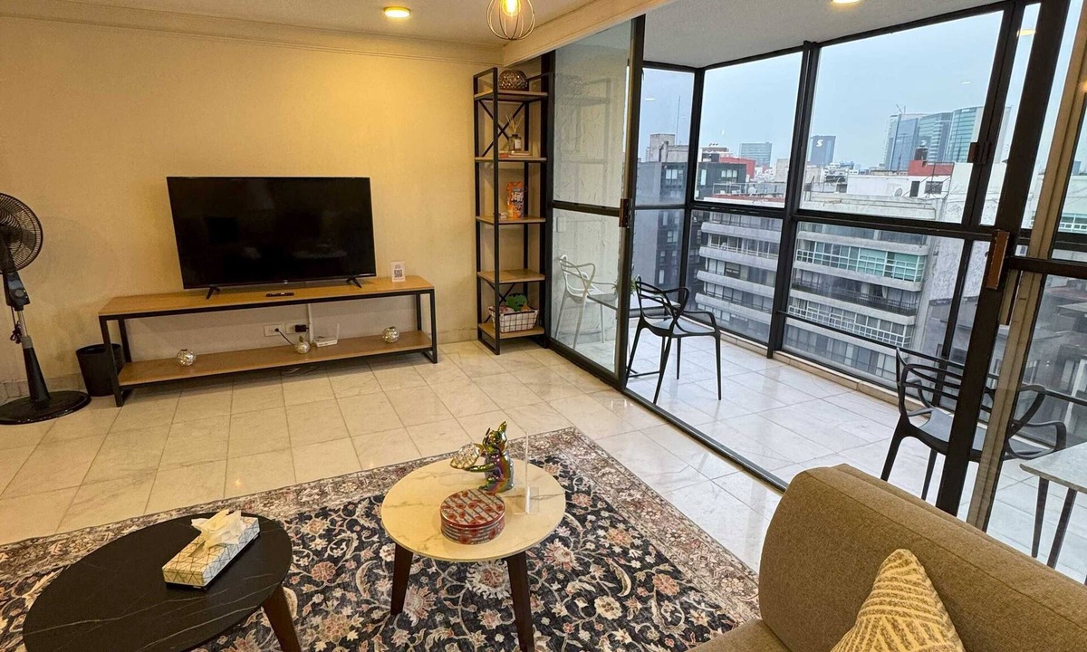 Los Morales Condo | Walkable Polanco Stay Near Top Spots