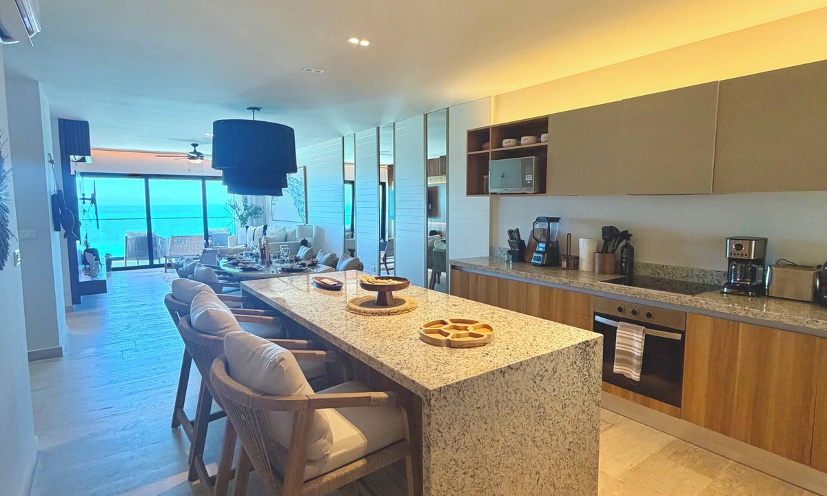 Progreso Municipality Apartment | Waterfront penthouse in Yucalpetén Resort Marina