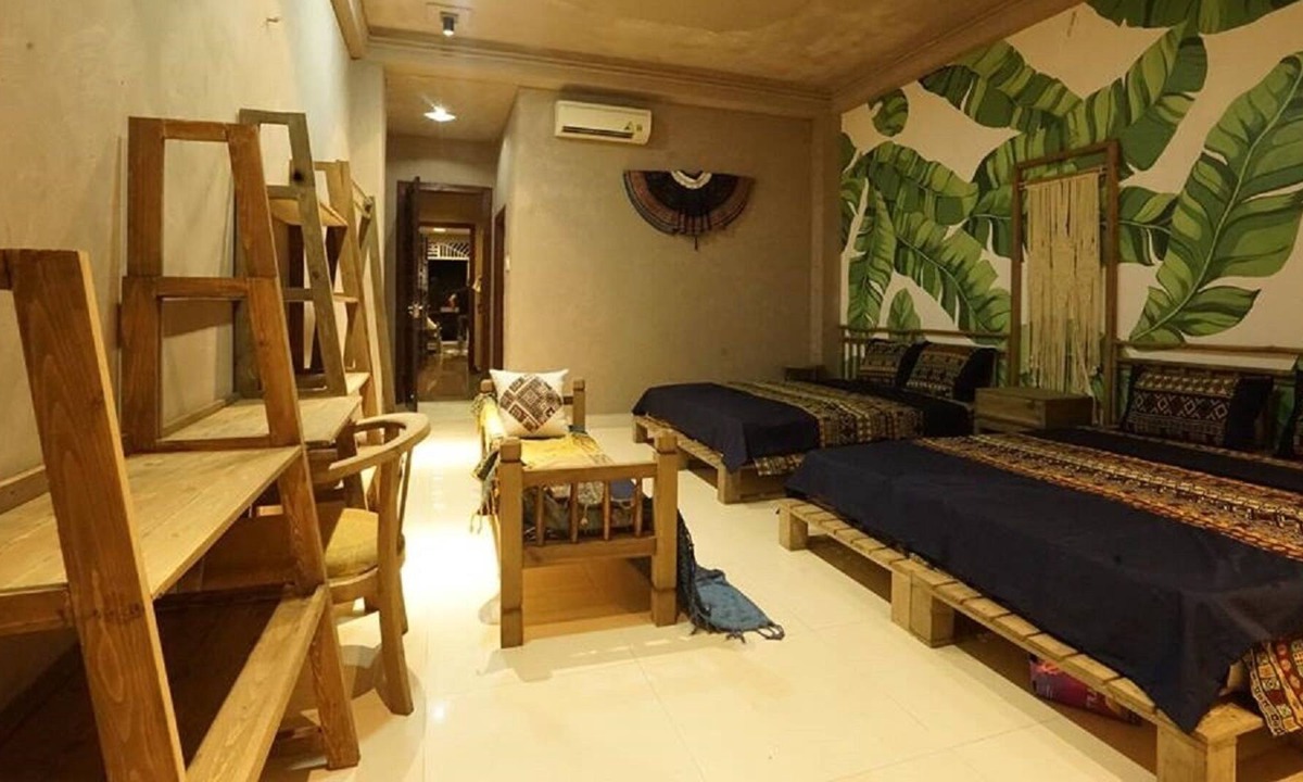 Cao Bang House | With city views, Sa's home is set in Cao Bằng and has free WiFi