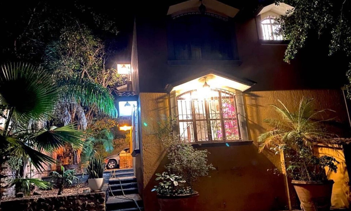 Palmira House | ZONA EXCLUSIVA Y COMODA. SEGURA, AMPLIA Y DIVERTIDA. PARA FAMILIA Y AMIGOS.