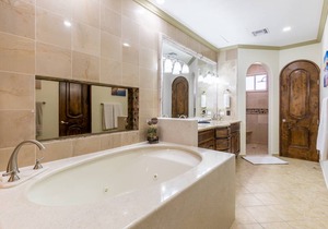 149 m² Condo ∙ 3 bedrooms ∙ 8 guests