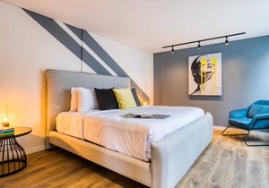 Chic & Fancy 3BR Apt |Gym+B/Center+2 Wonderful Rooftops