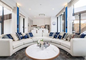 Luxury 3-Bedroom Pool Villa Beach Access, Na Jomtien Pattaya