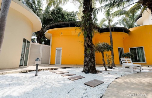 Nong Prue Villa | 1600 m² Villa ∙ 5 bedrooms ∙ 25 guests