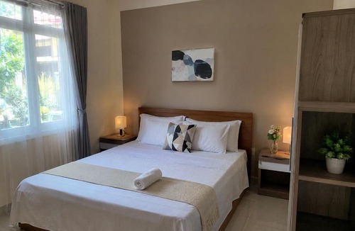 Phan Rang - Thap Cham House | Đặc sản Bánh Villa Luxury