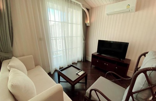 Na Chom Thian Apartment | แกรนด์ ฟลอริด้า บีชฟร้อนท์ คอนโด รีสอร์ท พัทยา