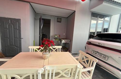 Chau Duc Villa | Ốc House