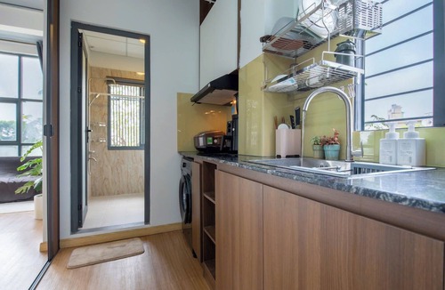 Phu Nhuan Apartment | 1-Bdr Apt Gorgeous Canal View Hoang Sa str. Dic 1