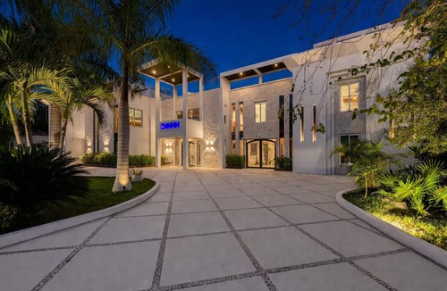Tulum City Center Villa | #1 Booked Largest Estate Villa in Tulum Region, Indoor Pool, Gym, Walk to Beach