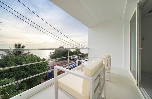 Na Chom Thian House | 10 bedrooms beachfront luxury pool villa sea view rooftop