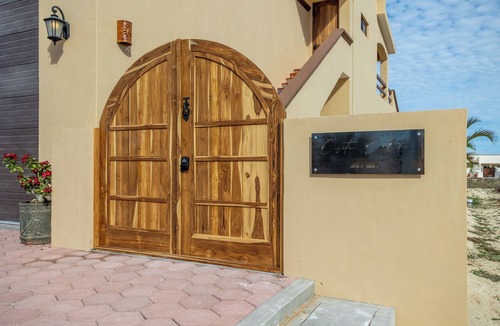 Buenavista House | 100m from Beach - Perfect retreat to relax. Beachfront community - Private Pool