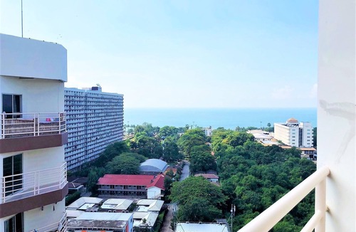 South Pattaya Apartment | 15th Floor Sea View Apartment - Sleeps 2
