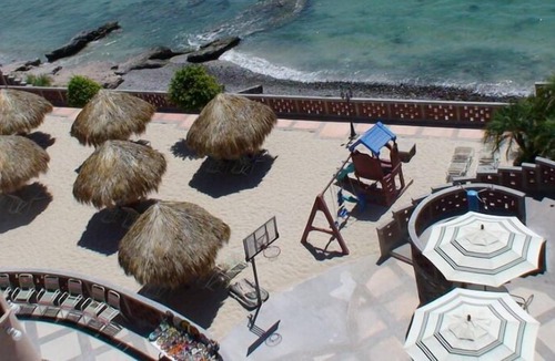 Villas California Resort | 1BR Oceanside Resort w/ WiFi & Pool & 5 Min. to Beach