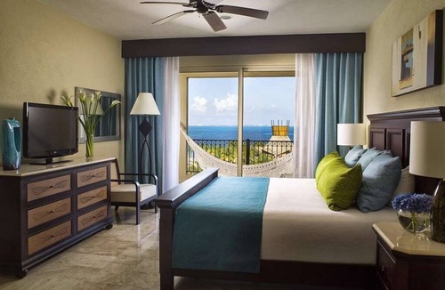 Playa Mujeres Resort | 1BR suite Luxury Resort & Spa at Villa del Palmar