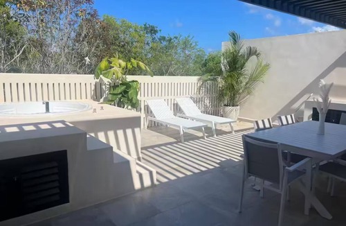 Tulum Apartment | 2-bedroom apartment in gorgeous Tulum with AC, fitness room, WiFi
