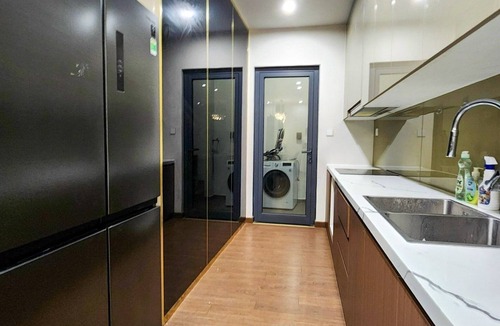 Tu Liem Apartment | 2-bedroom apartment in The matrix one