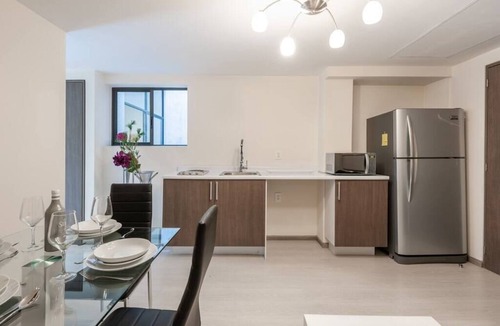 Benito Juarez Apartment | 2 Bedroom Long term home, office, vacation CDMX