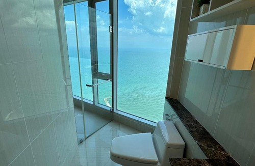 North Pattaya Apartment | 2-bedroom luxury condo with pool and beach access