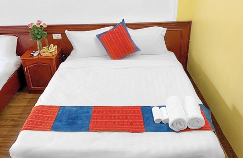 Sa Pa Hotel | 2 king beds with lovely breakfast at Cherry Sapa Hotel!