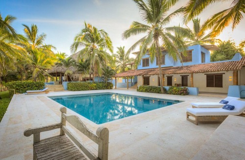 Punta Perula Villa | 2 Mile private beach- House right on the beach + Pool + Hot tub - Fully staffed