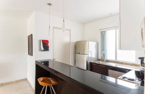Centro Apartment | 2 story PH heated jacuzzi close Beach & 5th
