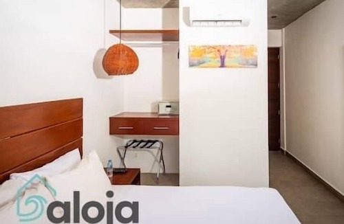 Venustiano Carranza Hostel | 206 - Great queen suite with balcony