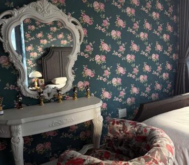 Thu Dau Mot Apartment | 221B Baker
