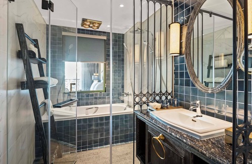 Dich Vong Hau Hotel | 22Land Heritage Hotel & Retreat
