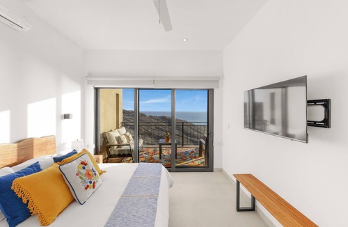 Cerritos Condo | 2BR/2BA Oceanfront Lux Surf Condo in Los Cerritos w/Pool, Gym, Hot Tub, Sauna
