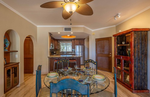 Zona Hotelera Apartment | 2BR Condo King Suites, Prime San Jose Location