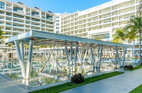 Playa Mujeres Condo | 2BR condo with W/D, WiFi, AC and resort amenities at Garza Blanca in Cancún