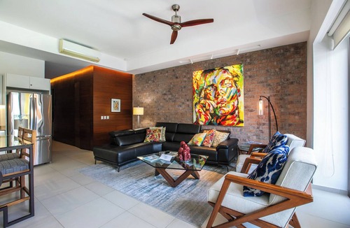 Emiliano Zapata Condo | 2BR w/Workspace | Rooftop Pool, Gym & Bar