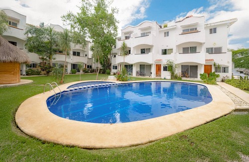 Playacar Ski Chalet | 3 BR Condo with Pool - Playacar Phase II