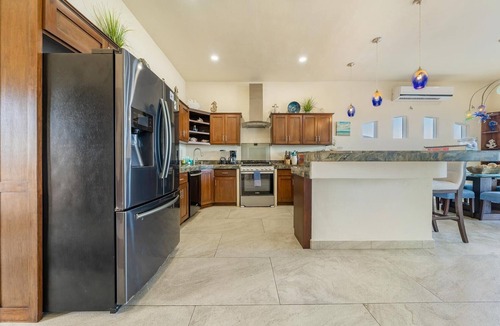 Colonia Meteorologico House | 3 BR Ocean Front Home w/Pool