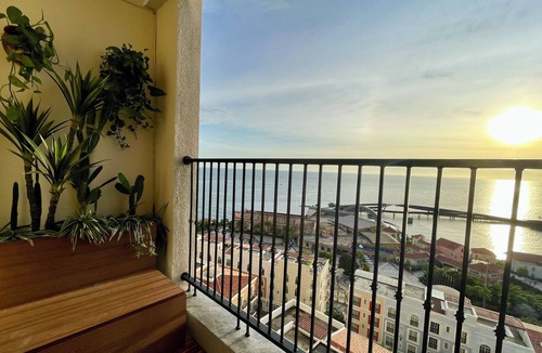 An Thoi Apartment | 300m to the beach! Firework Oceanview Luxury studio apartment with King Bed
