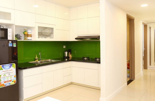 Bach Dang Riverside Apartment | 3BR high floor apt ★ river view, free rooftop pool