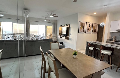 Constitucion Condo | 3BR Oceanview retreat with AC, Sleep 8, Gated, Top floor, Pool, Security 24/7