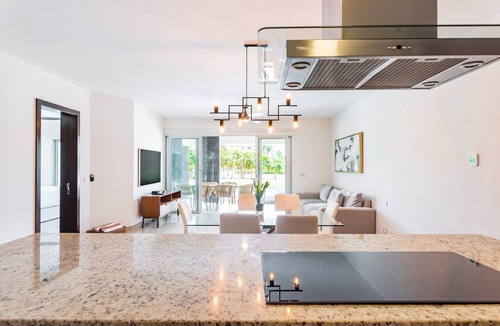 Puerto Juarez Apartment | 402N Casa Lucerna (2-Bedroom Apartment) with Pool - Handicap accessible by RedAwning
