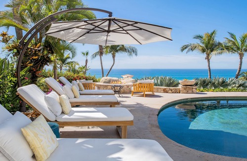 Palmilla Villa | 5-Bd Villas Del Mar, Steps from the Beach — Chef, Butler & Yacht Incl.
