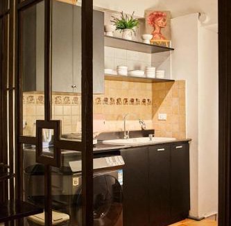 Hang Bai Apartment | 5 Min Walk to Hoan Kiem Lake Free Washer Dryer