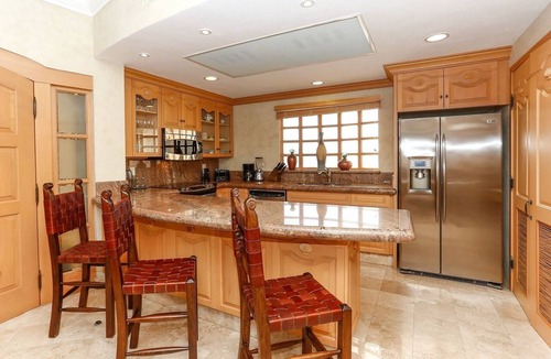 Cabo San Lucas Condo | 5 Star Oceanfront Resort - Luxury Spacious Villa! Walkable to Downtown Cabo!