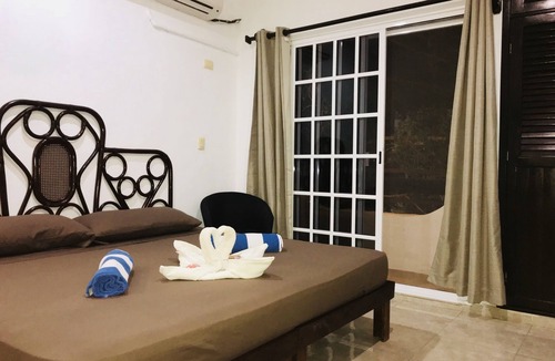 Downtown Bed & Breakfast | 5th Avenue 3 people Balcony Apartment