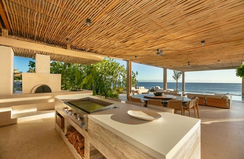 Punta de Mita House | 6 bd Premier Beach Front location