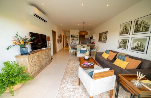Xcumpich Apartment | 87978 DELUXE and unique 3BR condo by The Harbor, Via Montejo