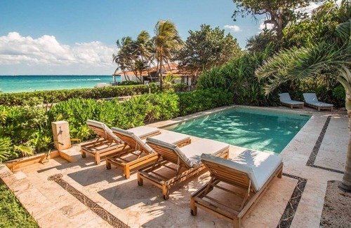 Playacar Fase I Villa | A Graceful Home for a Chic Beach Getaway