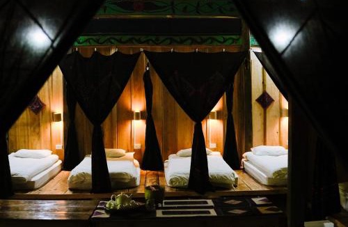 Phong Tho Hostel | A Hòa Homestay
